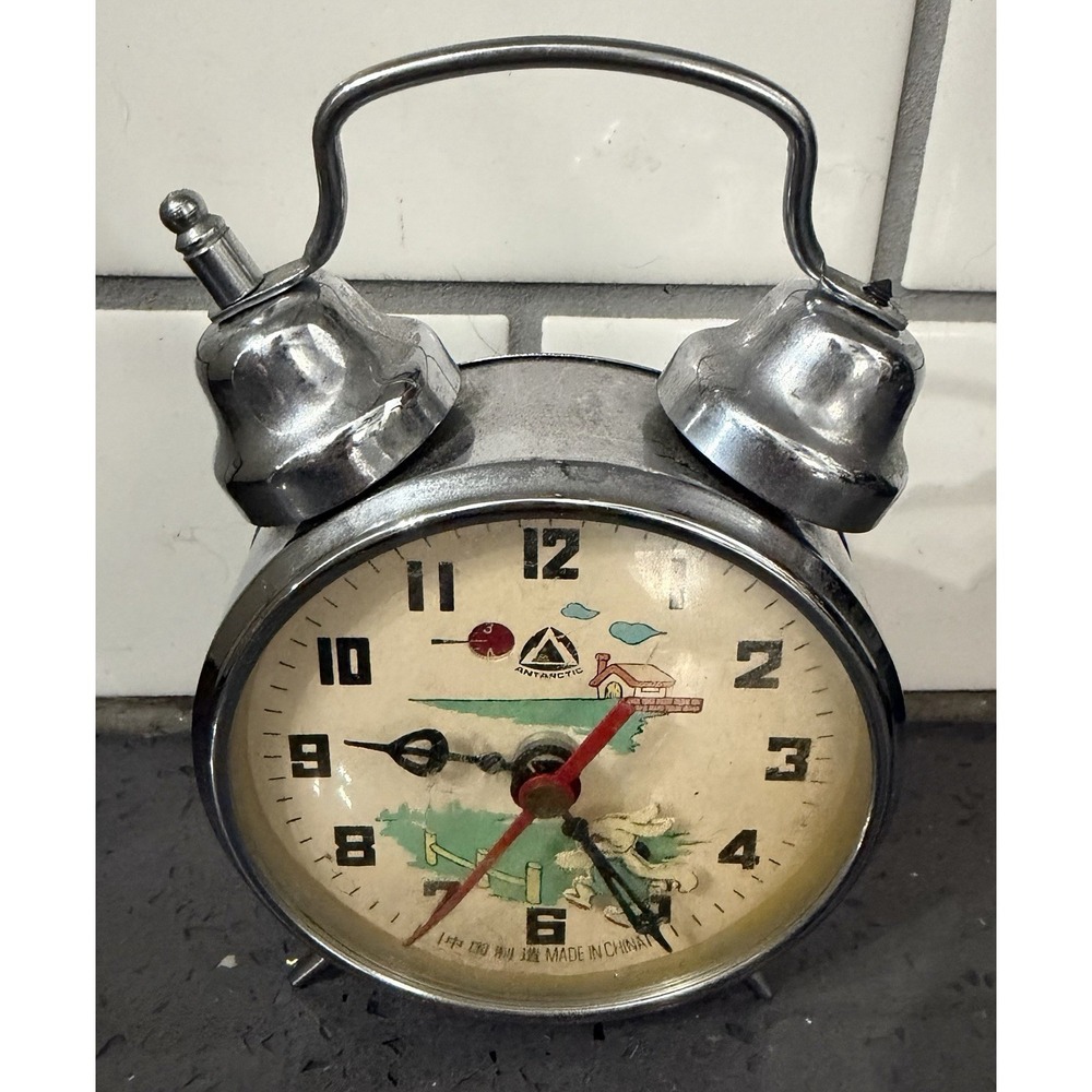 Vintage Soni Bell Alarm Clock Animated Wind Up Pecking Chicken ~ Works!